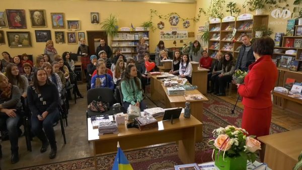 Відвідувачі книгозбірні доторкнулися до спогадів