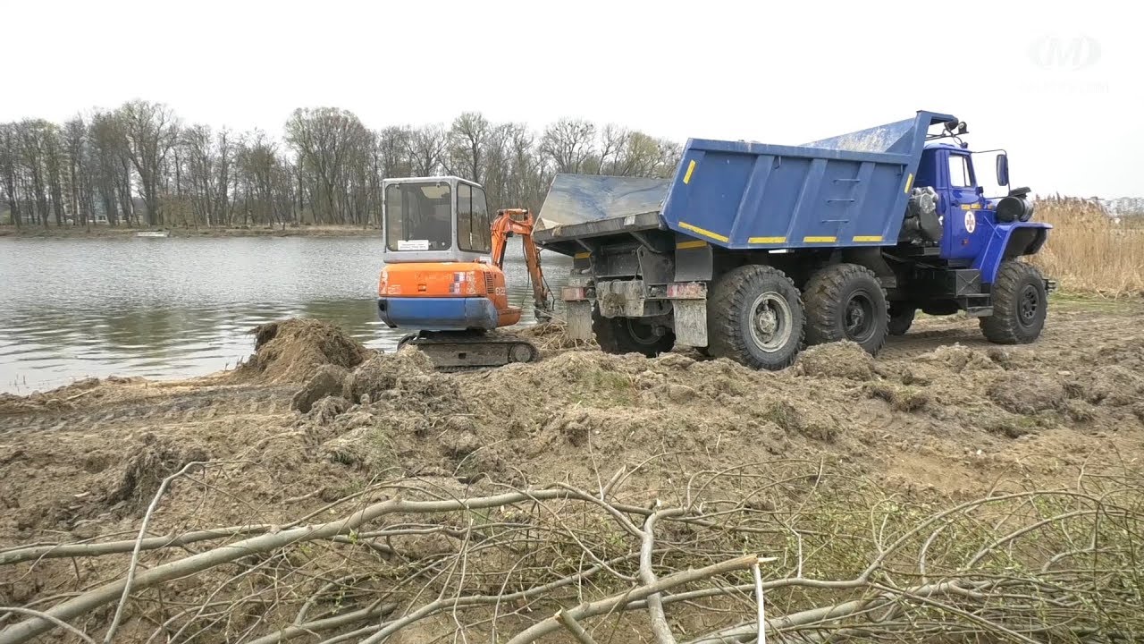 На міському пляжі наводять порядок